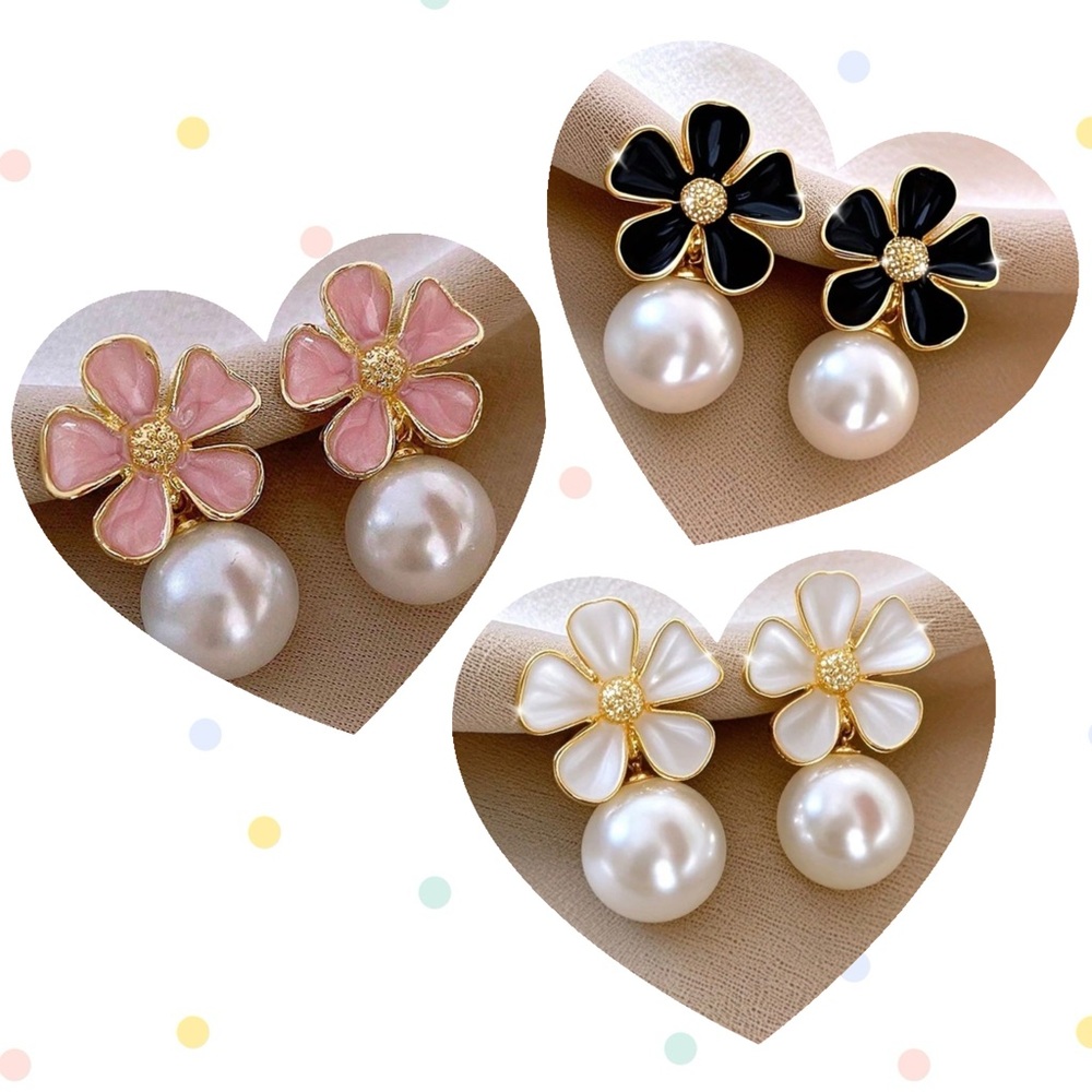 Floral Pearl Drop Earrings
(142)